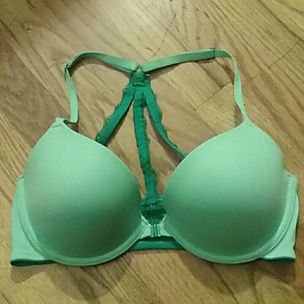 Front clasp 34C Flirtitude bra